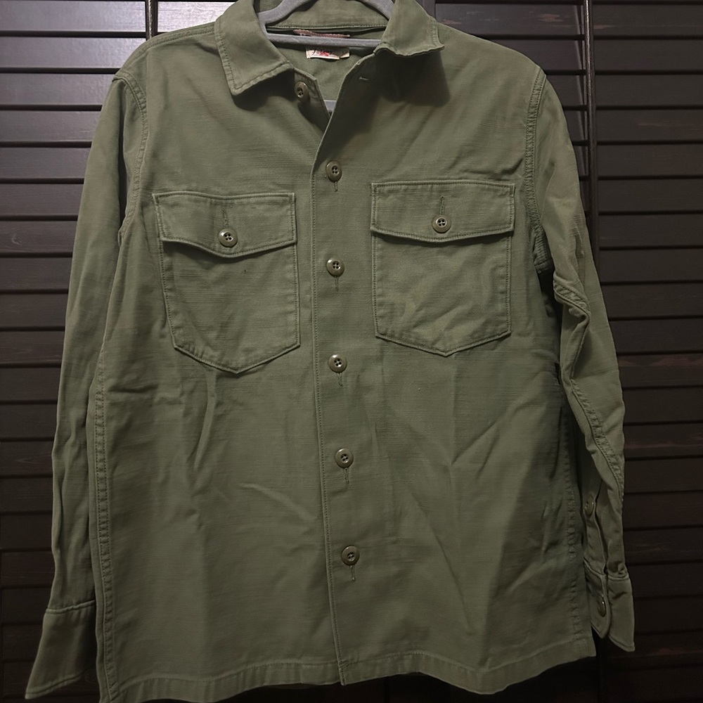 Faherty Women’s Green Button-Up Army shirt Size Small